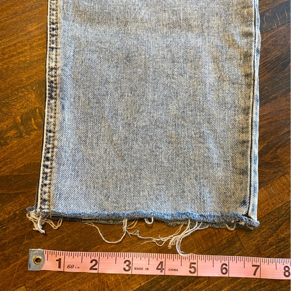 Rag & Bone Dre Low-Rise Slim Boyfriend Denim Jeans Size 31x30 Raw Hem Distressed - Picture 13 of 13